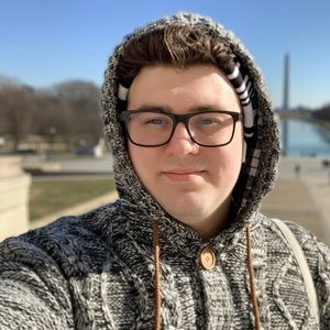 Meet your Posher, Colby